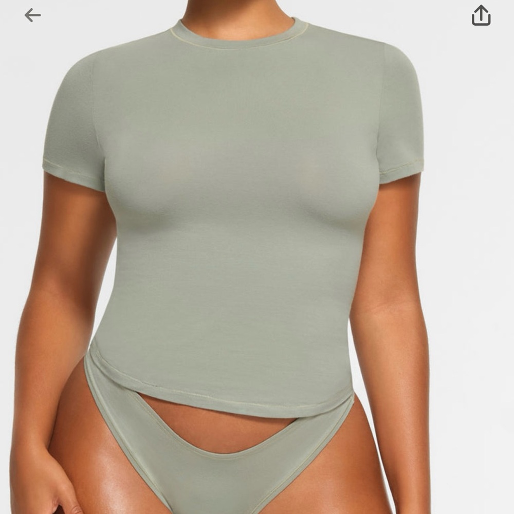 SKIMS Olive Short Sleeve Tee